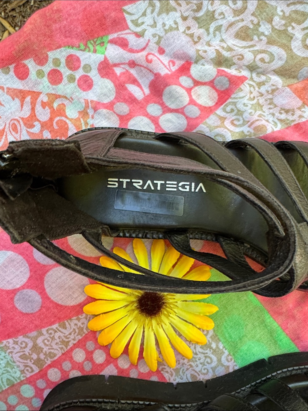 🌞 STRATEGIA; Black Leather Italian Designer Gladiator Sandals; Women’s Size 9! - Picture 7 of 15